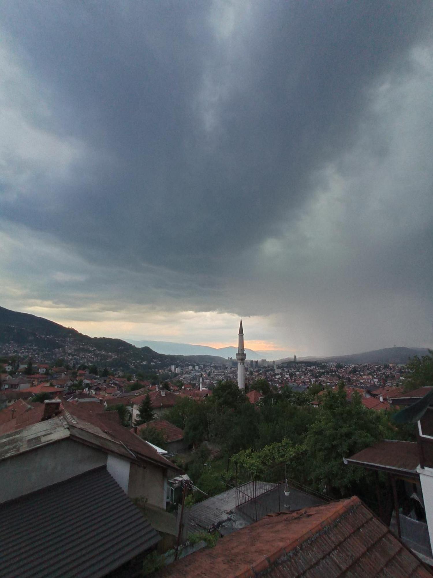 Romantic Sarajevo Ruang foto
